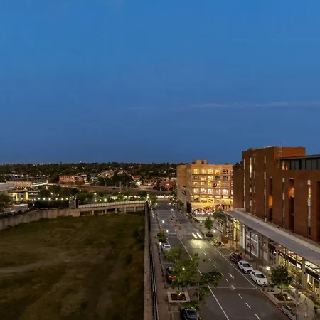 Johannesburg Marriott Hotel Melrose Arch Exterior photo